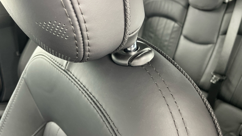 MINI Hatchback 1.5 Cooper Exclusive 5dr Auto [Comfort Pack] Petrol Hatchback